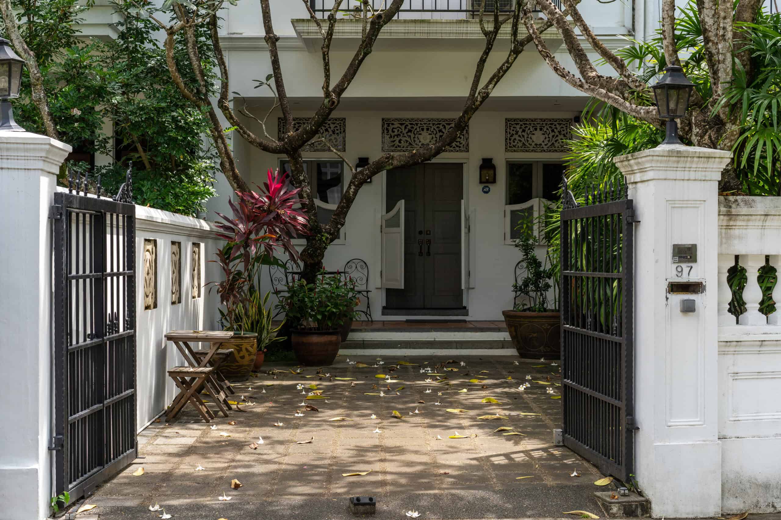 why hire entry gate installation professionals